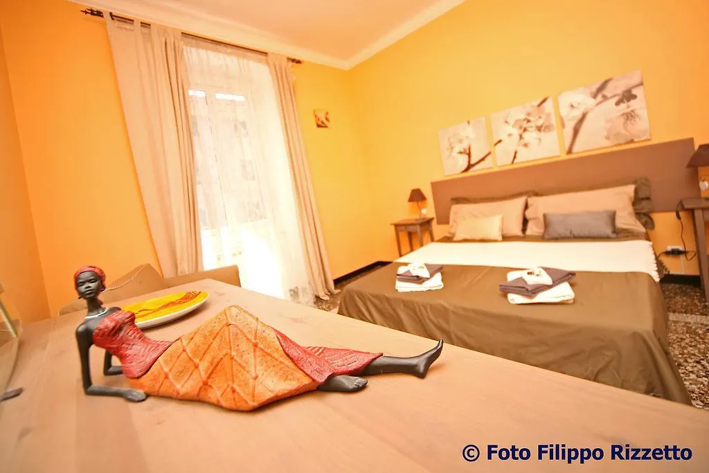 B&B Il Risveglio Luminoso 2*, Genoa Italy