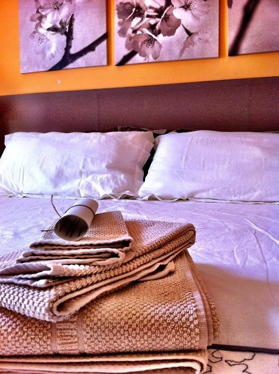 B&B Il Risveglio Luminoso Bed & Breakfast Genoa